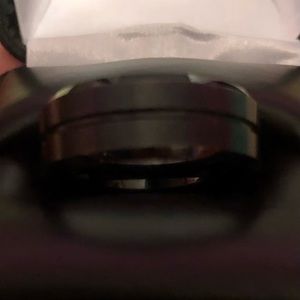Men’s tungsten wedding band size10